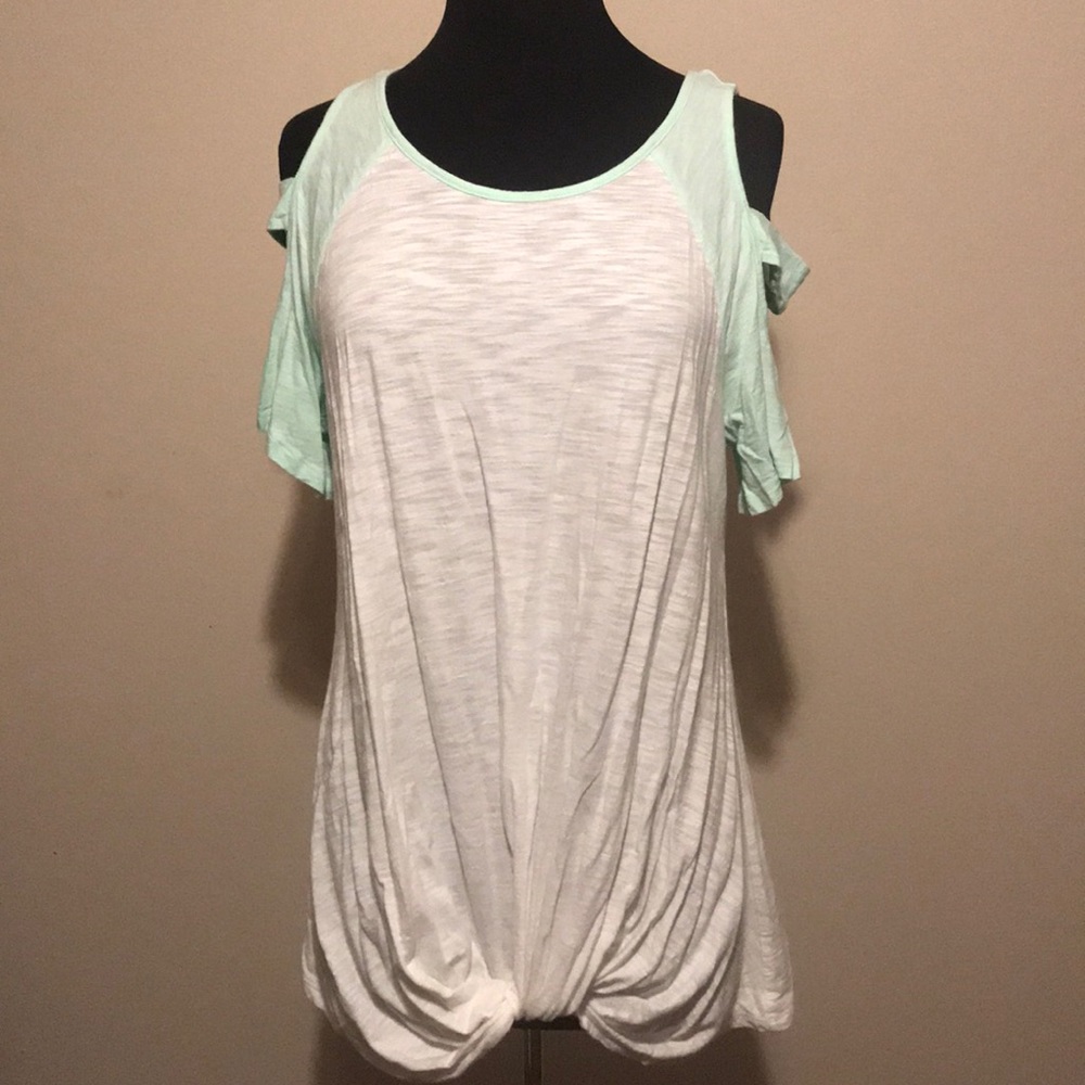 Maurices White tee with mint green sleeves